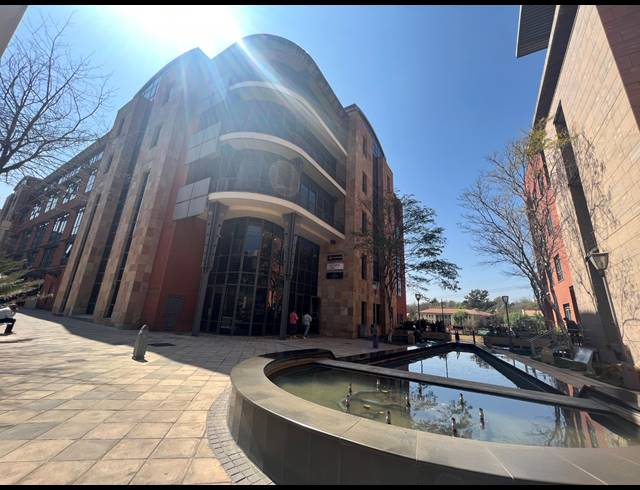 300M² OFFICE TO LET IN MELROSE ARCH